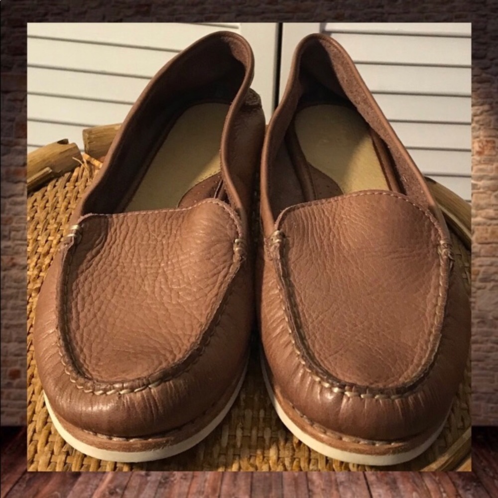 *RePosh*  LikeNew FRYE Quincy Venetian loafers 👞